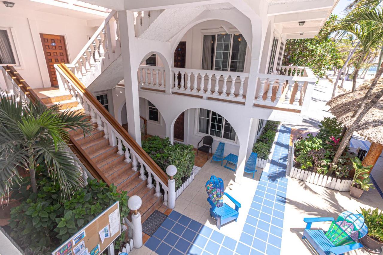 Blue Tang Inn ซานเปโดร ภายนอก รูปภาพ